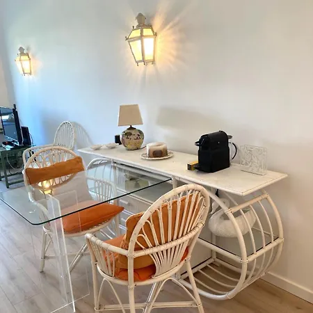 2min From & Iconic Casino Garden Views Apartman