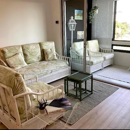 Apartman 2min From & Iconic Casino Garden Views